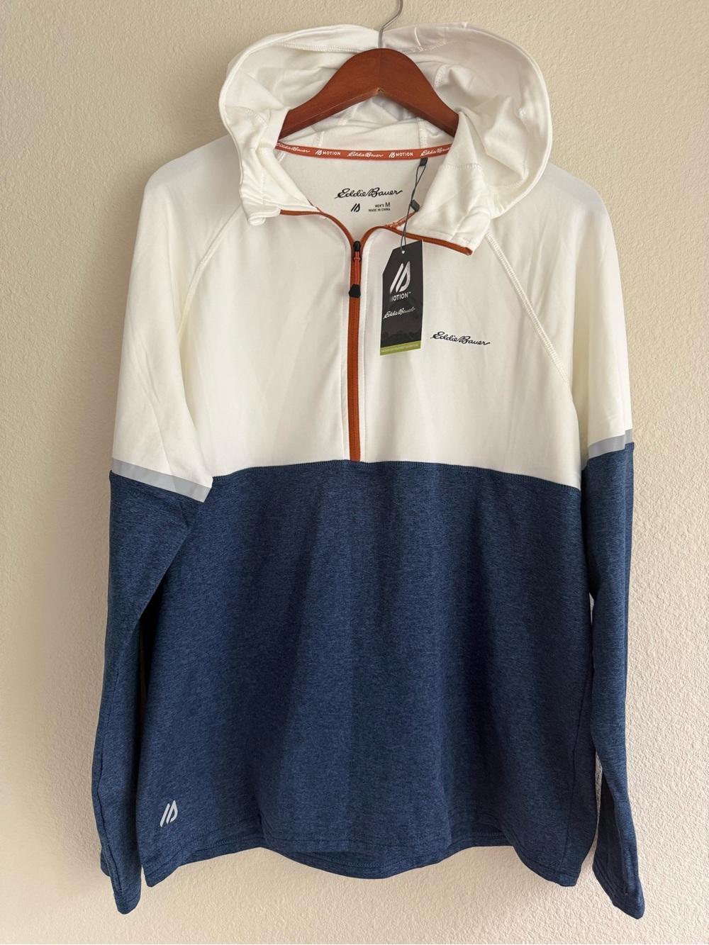 NWT Eddie Bauer Motion Men's Quarter-Zip Performance Hoodie Colorblock Size M